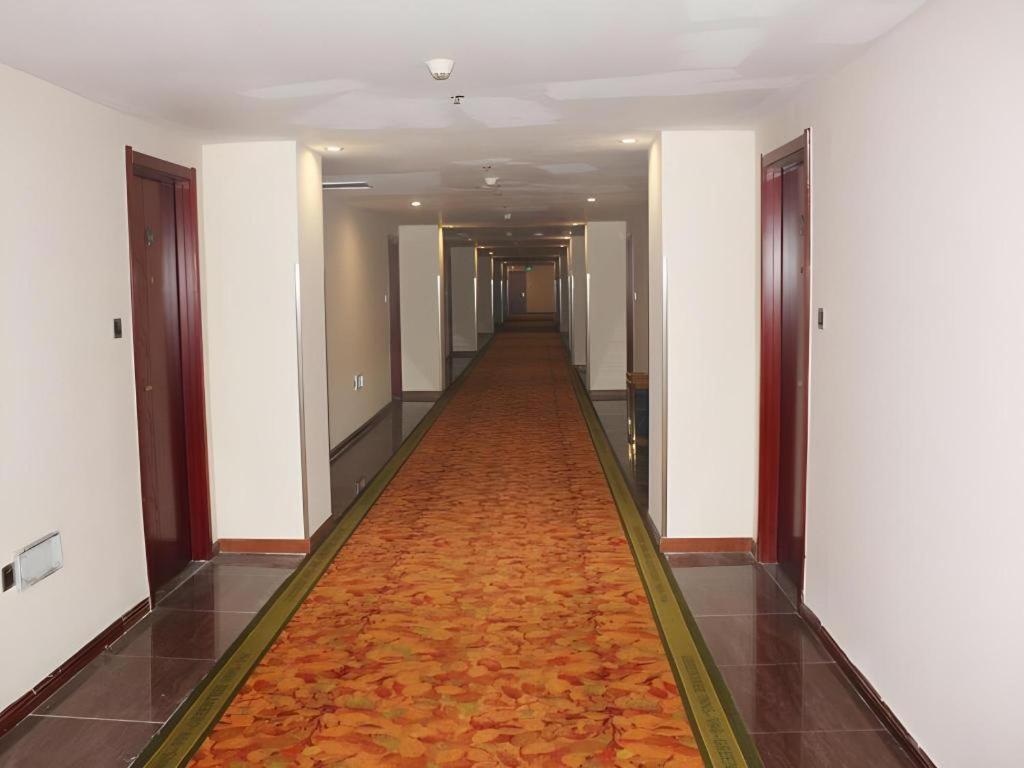 Greentree Inn Jining Yanzhou Jiuzhou Fangyuan Business Hotel Exterior photo